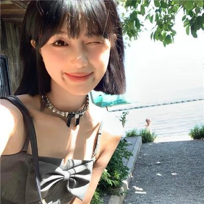 出墙花